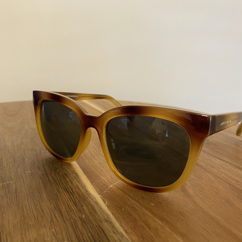 Y2K Lucky Brand Dusk Sunglasses Brown Tortoise Cat eye Preppy Chic Academia Boss